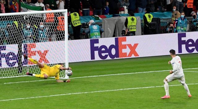 开云体育官网-欧洲杯点球大战学术探讨:队长要好好学如何猜硬币